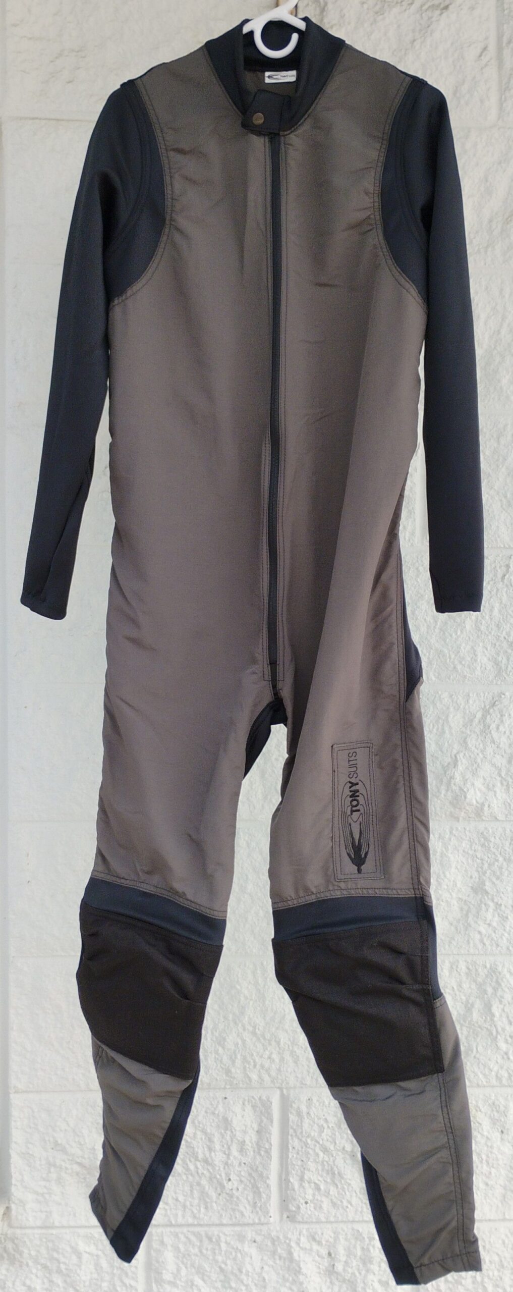 Tunnel Suit : Waist = 41", Torso = 64.85″ - Image 3